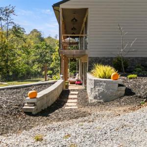 Photo #8 of 8915 Charlemont Road, Goode, VA 1.6 acres