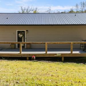 Photo #6 of 8915 Charlemont Road, Goode, VA 1.6 acres