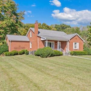 Photo #2 of 8699 Lee Hwy, Fincastle, VA 1.3 acres