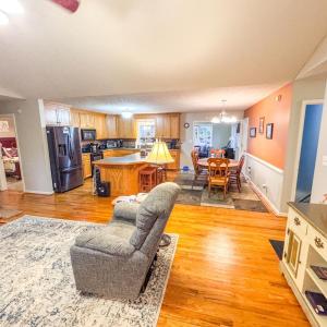 Photo #9 of 600 Woodland Drive, Madison Heights, VA 0.6 acres