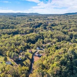 Photo #36 of 212 Winston Ridge Road, Lynchburg, VA 0.8 acres