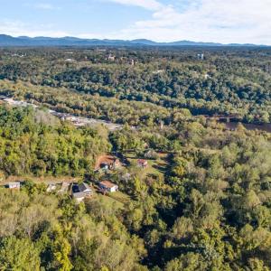 Photo #34 of 212 Winston Ridge Road, Lynchburg, VA 0.8 acres