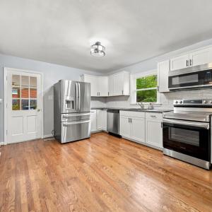 Photo #10 of 659 Whitestone Drive, Lynchburg, VA 0.5 acres