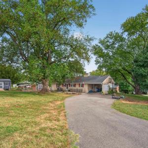 Photo #3 of 1419 Nelson Drive, Lynchburg, VA 0.7 acres