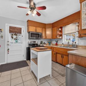 Photo #11 of 1419 Nelson Drive, Lynchburg, VA 0.7 acres