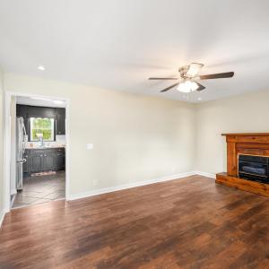 Photo #5 of 1109 Gallows Road, Gretna, VA 0.6 acres