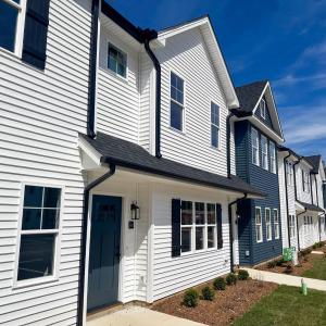 Photo #3 of 110 Aaron Place, Lynchburg, VA 0.1 acres