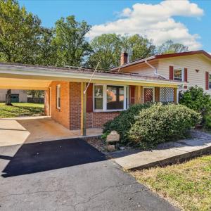 Photo #2 of 524 Dawnridge Drive, Lynchburg, VA 0.5 acres