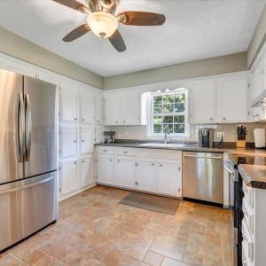 Photo #18 of 16 Wellington Drive, Lynchburg, VA 0.9 acres