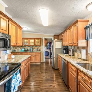 Photo #13 of 1019 Park Mountain Terrace, Huddleston, VA 0.4 acres