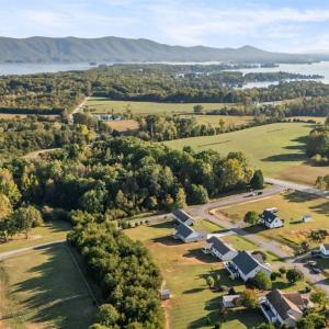 Photo #42 of 1019 Park Mountain Terrace, Huddleston, VA 0.4 acres