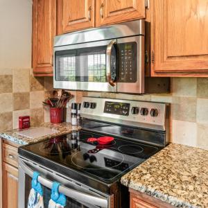 Photo #15 of 1019 Park Mountain Terrace, Huddleston, VA 0.4 acres