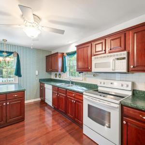 Photo #13 of 188 Lake Drive, Amherst, VA 0.5 acres