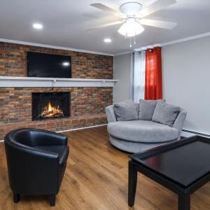 Photo #12 of 205 Robin Drive, Lynchburg, VA 0.5 acres