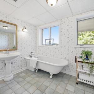 Photo #39 of 420 Cresthill Road, Lynchburg, VA