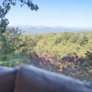 Photo #28 of 420 Cresthill Road, Lynchburg, VA