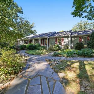 Photo #6 of 420 Cresthill Road, Lynchburg, VA
