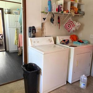 washer and dryer stay