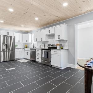 Photo #9 of 634 Baltimore Avenue, Bedford, VA 0.8 acres