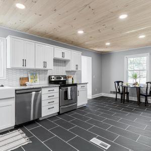 Photo #3 of 634 Baltimore Avenue, Bedford, VA 0.8 acres