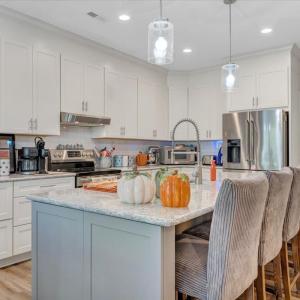 Photo #13 of 1326 Johnsbury Court, Roanoke, VA 0.3 acres