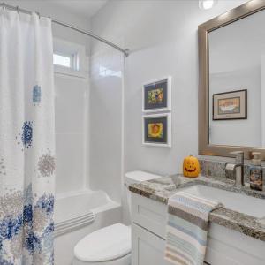 Photo #33 of 1326 Johnsbury Court, Roanoke, VA 0.3 acres