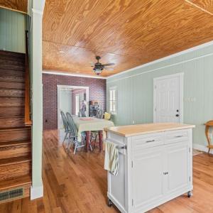 Photo #20 of 858 CHAPEL RD, New Canton, VA 58.3 acres