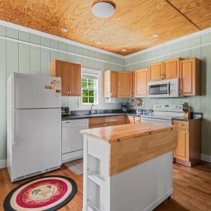 Photo #23 of 858 CHAPEL RD, New Canton, VA 58.3 acres