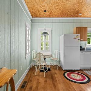 Photo #27 of 858 CHAPEL RD, New Canton, VA 58.3 acres