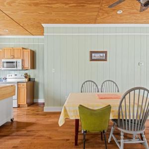 Photo #44 of 858 CHAPEL RD, New Canton, VA 58.3 acres