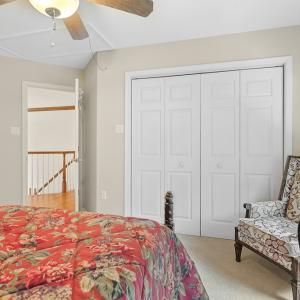 bedroom 3-view 2