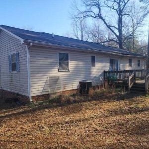 Photo #8 of 1140 Old Kings Rd, Drakes Branch, VA 1.5 acres