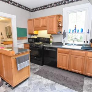 Kitchen 3