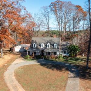 Photo #2 of 196 Fox Hill Road, Rice, VA 242.4 acres