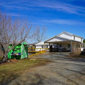 Photo #11 of 1084 Hedge Road, Chatham, VA 127.3 acres