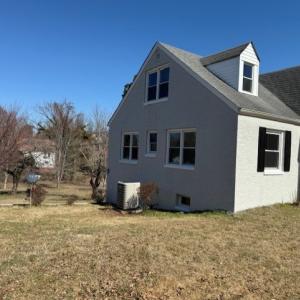 Photo #14 of 110 Nelson Street, Crewe, VA