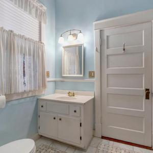 Photo #15 of 206 FIRST AVE, Farmville, VA 0.9 acres