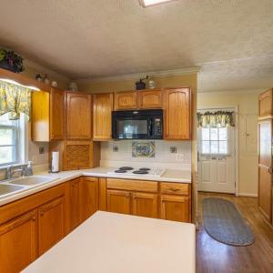 Photo #11 of 1416 Snead Spring, Crewe, VA 46.9 acres