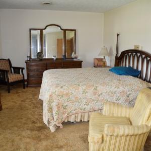 Photo #9 of 1202 Lee Drive, Farmville, VA 0.3 acres