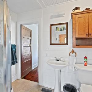 Photo #13 of 300 Poorhouse Road, Rice, VA 47.7 acres