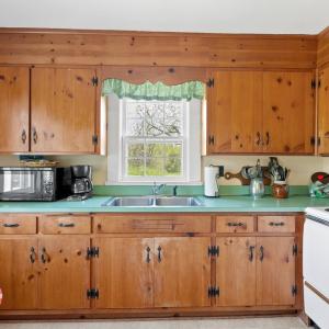 Photo #17 of 300 Poorhouse Road, Rice, VA 47.7 acres
