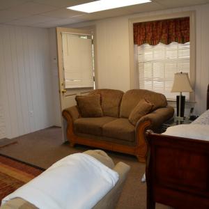Photo #12 of 1104 High Street, Farmville, VA 0.8 acres