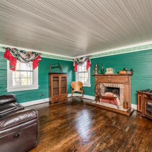 Photo #11 of 5722 James River Rd, Gladstone, VA 113.4 acres