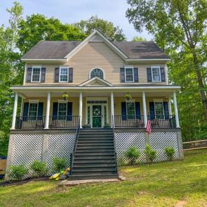 Photo #33 of 215 Beachcliff Road, Blackstone, VA 1.3 acres