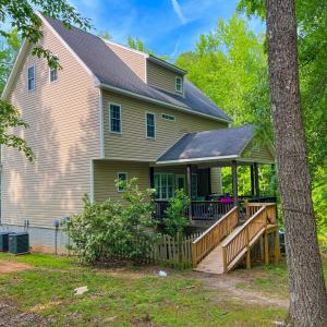 Photo #40 of 215 Beachcliff Road, Blackstone, VA 1.3 acres