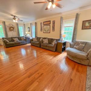 Photo #6 of 215 Beachcliff Road, Blackstone, VA 1.3 acres