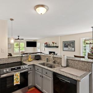 Photo #14 of 10 Mountain View Drive, Farmville, VA 1.1 acres
