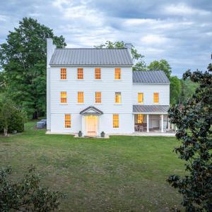 3276 Buckingham Springs Road