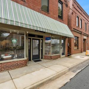 Photo #4 of 215 West Third Street, Farmville, VA 0.1 acres