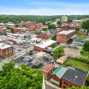 Photo #46 of 215 West Third Street, Farmville, VA 0.1 acres